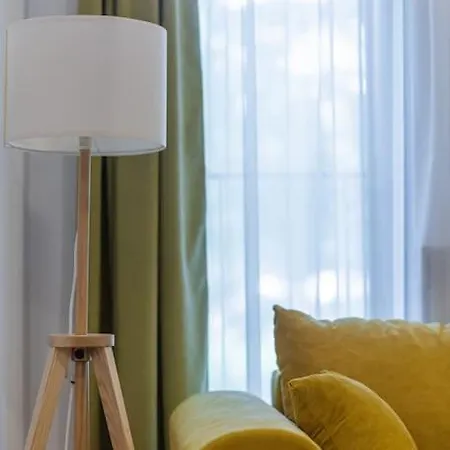 Apartment Fabrica 12 *